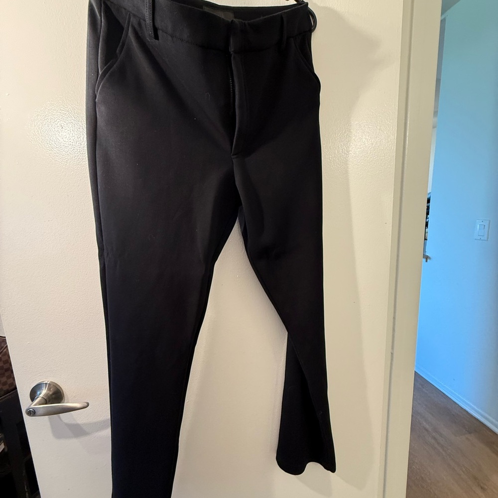 Kut from the Kloth Black Straight Leg Pants